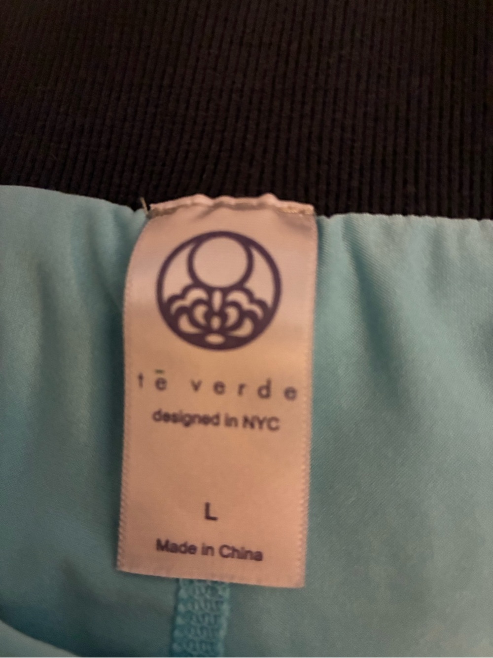 Like New Te Verde Black Skort with Light Blue Zip Accents & pockets, shorts - Picture 2 of 5